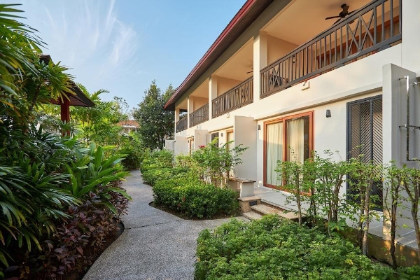 Hotel Bandara Resort & Spa